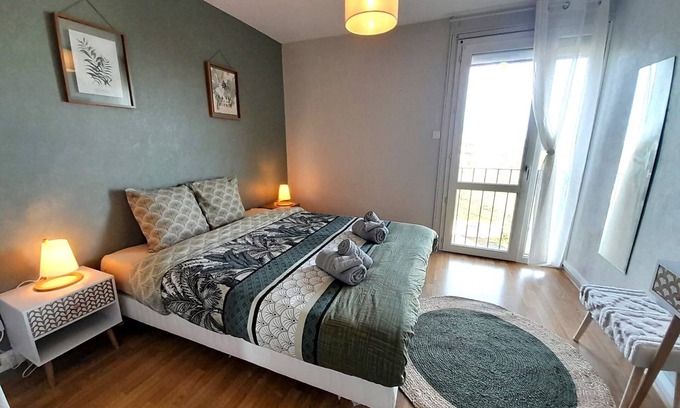 Chateauroux Apartment | Lovely apartment-2 bedrooms-3 beds-wifi