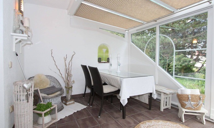 Zirl Apartment | Lovely apartment for 4 guests with WIFI, TV and patio