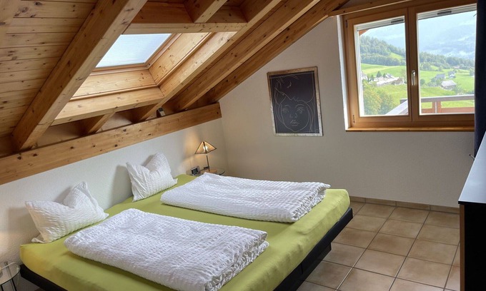 Amden Apartment | Lovely apartment for 5 guests with WIFI, TV, terrace, pets allowed, panoramic view and parking