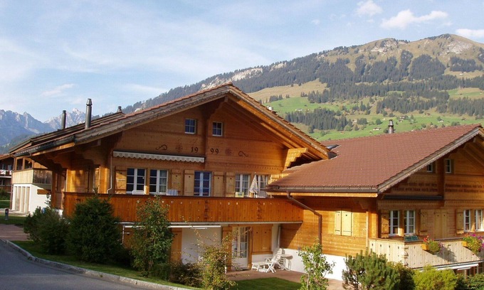 Lenk Apartment | Lovely apartment for 6 guests with WIFI and TV