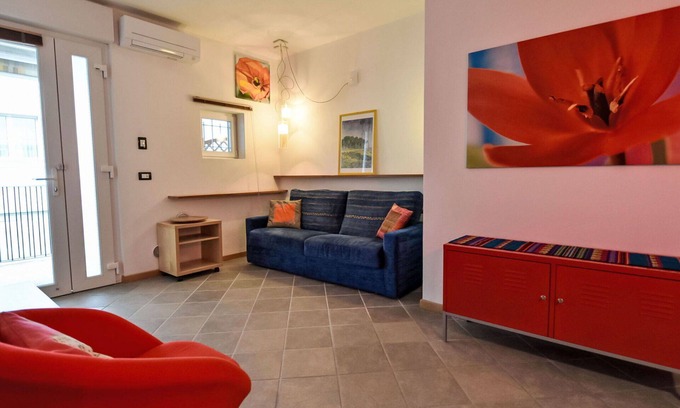 Morbegno Apartment | Lovely apartment for 4 people with A/C, WIFI, TV, terrace and parking