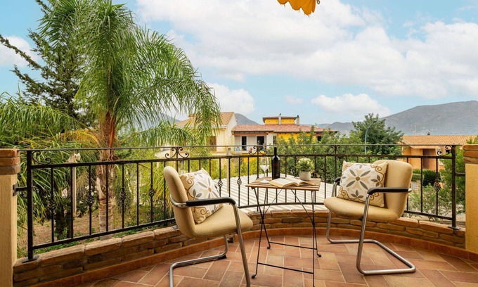 San Vito Apartment | Lovely apartment for 4 people with A/C, TV, terrace, panoramic view and parking