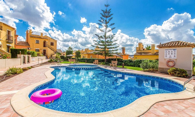 Algorfa Apartment | Lovely apartment in Algorfa with WiFi