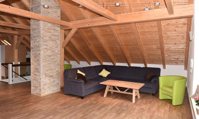 Himmelkron Apartment | Lovely apartment in Himmelkron