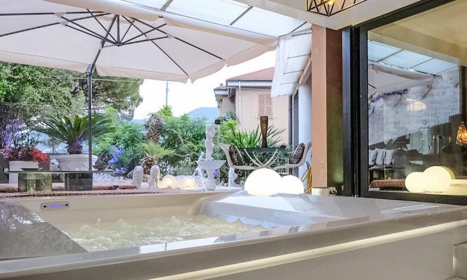 La Spezia Historic Centre Apartment | Lovely apartment in La Spezia with WiF