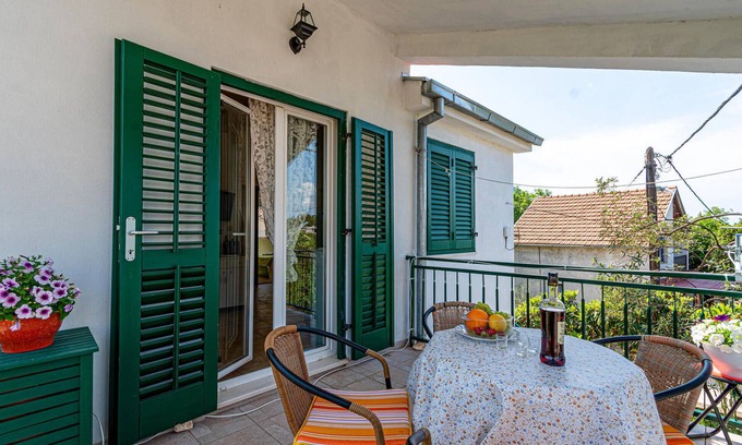Orebic Apartment | Lovely apartment in Osobljava with WiFi