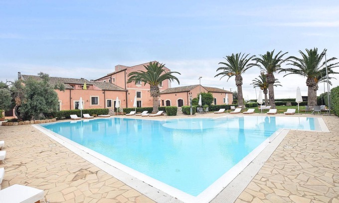 Maeggio Apartment | Lovely apartment in Siracusa with WiFi