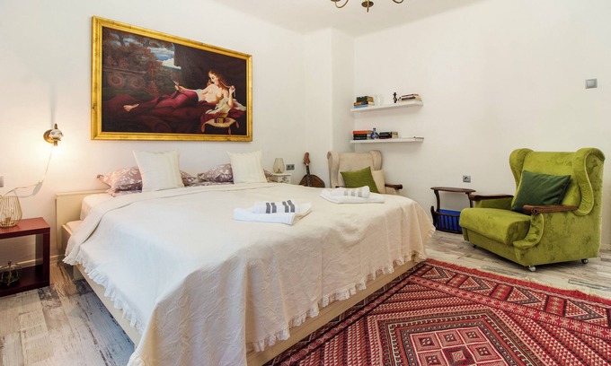 Sarajevo Apartment | Lovely apartment in the heart of Sarajevo! Pets welcome!