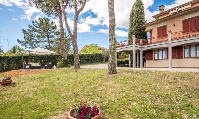 Montarioso Apartment | Lovely apartment in Monteriggioni