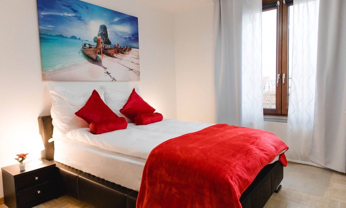 Rhein-Erft-Kreis District Apartment | Lovely flat between Cologne and Bonn, close to Phantasy Land
