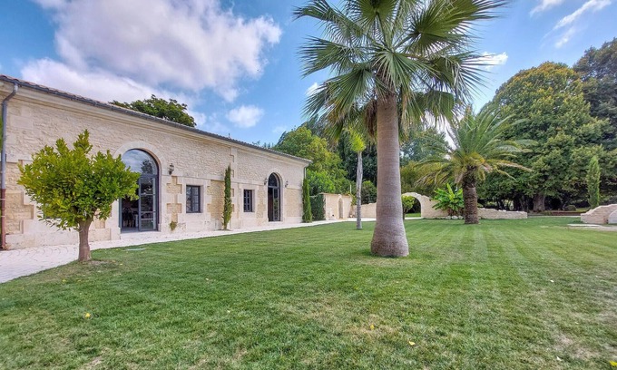 Saint-Julien-de-l'Escap House | Lovely home in Saint-Julien-de-l'Esca with heated swimming pool