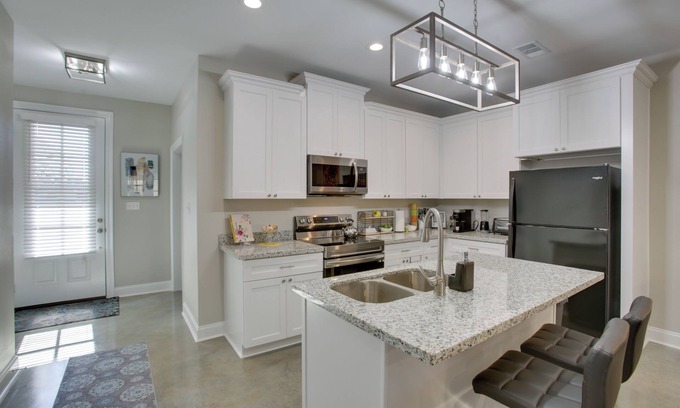 Hammond House | Lovely Hammond Getaway w/Patio & Yard!