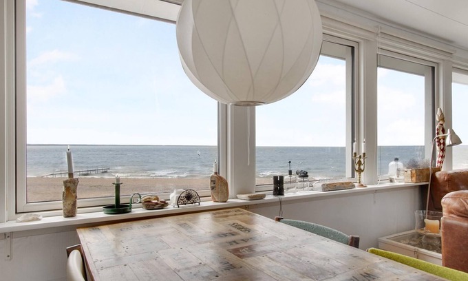 Sillerslev House | Lovely holiday home with 2-apartments/flat at Sillerslev beach.