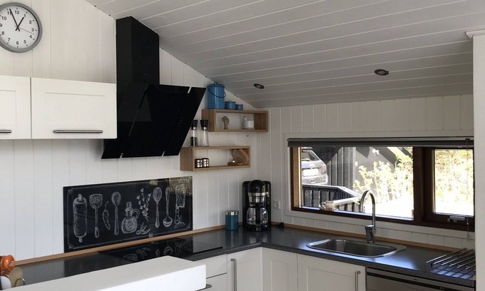 Strandby Cottage | Lovely holiday home close to a lovely beach