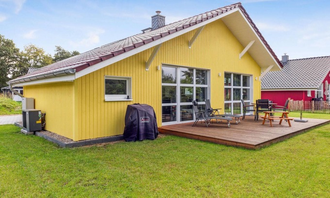 Krems II House | Lovely home in Krems II/Warderbrück