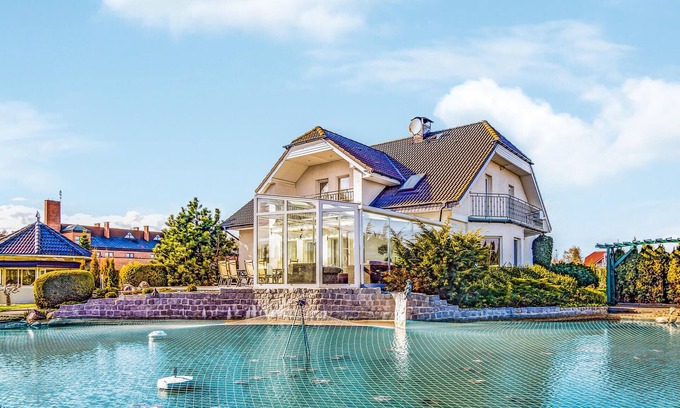 Grzybowo House | Lovely home in Grzybowo with WiFi