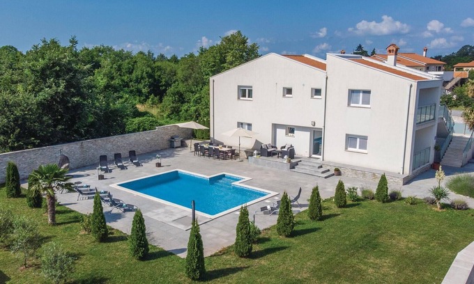 Nedescina House | Lovely home in Nedescina with WiFi