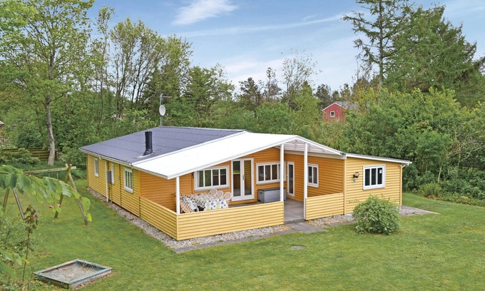 Jegum House | Lovely home in Oksbøl with sauna