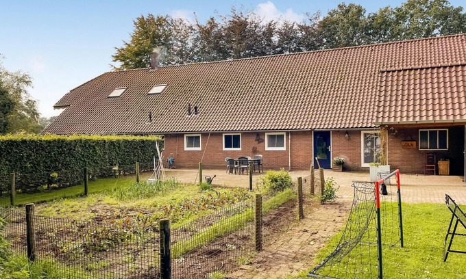Municipality of Putten House | Lovely home in Putten with kitchen
