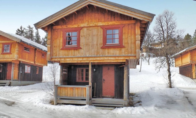 Ringebu House | Lovely home in Ringebu with kitchen