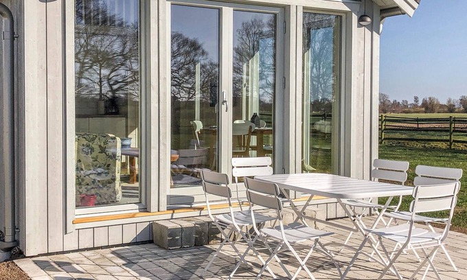Skivarp House | Lovely home in Skivarp with WiFi
