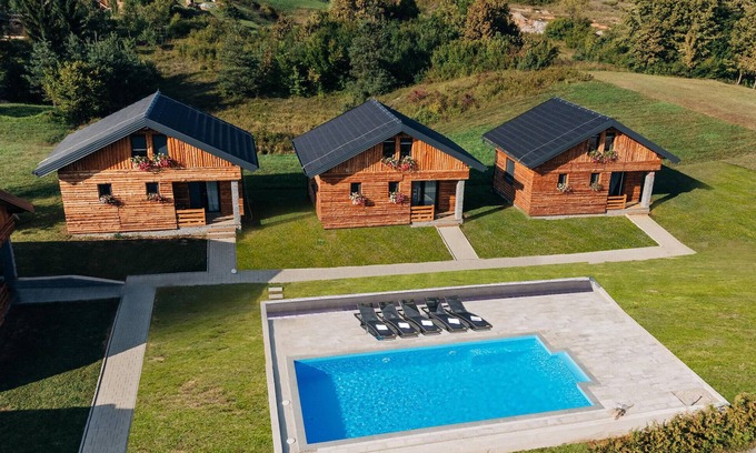 Slunj House | Lovely home in Slunj with WiFi