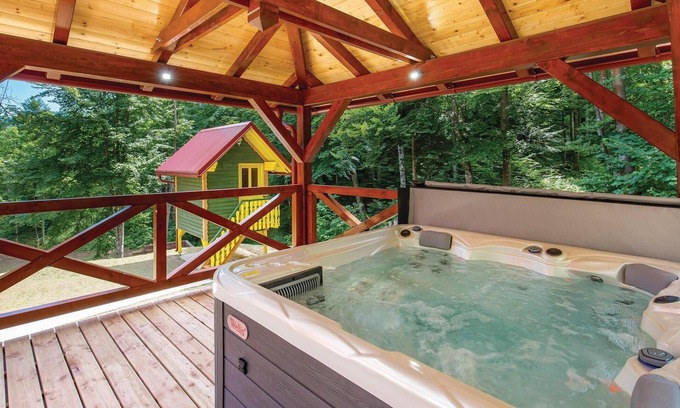 Presika House | Lovely home in Vrbovsko with kitchen