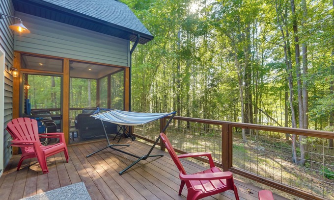 Manson House | Lovely Kerr Lake House w/Private Dock!