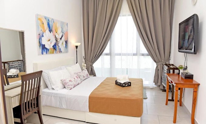 Seri Kembangan Apartment | Lovely Mines Astetica Lake View Seri Kembangan 2BR