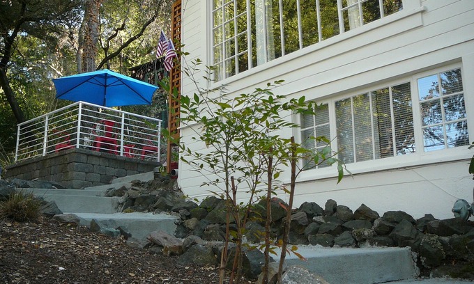 Knickerbocker Apartment | Lovely ORINDA Duplex. Separate Office, WiFi, Near San Francisco/Berkeley/Oakland