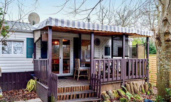 Livry-sur-Seine House | Lovely (sta)caravan in Livry-sur-Seine