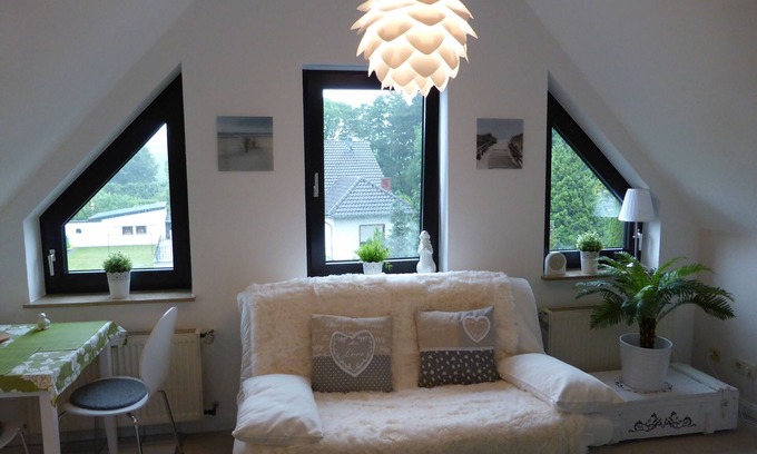 Grafschaft Apartment | Lovely studio - between Bonn & Ahrweiler - close to red vineyards & Rhine