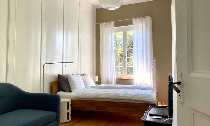 Thun Apartment | Lovely studio in a villa from 18th century