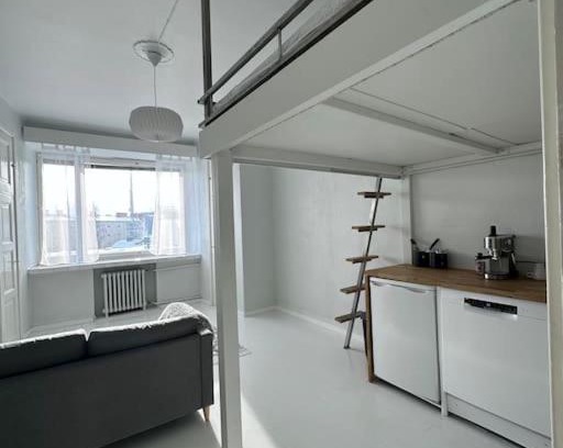 Alppiharju Apartment | Lovely studio in Alppila