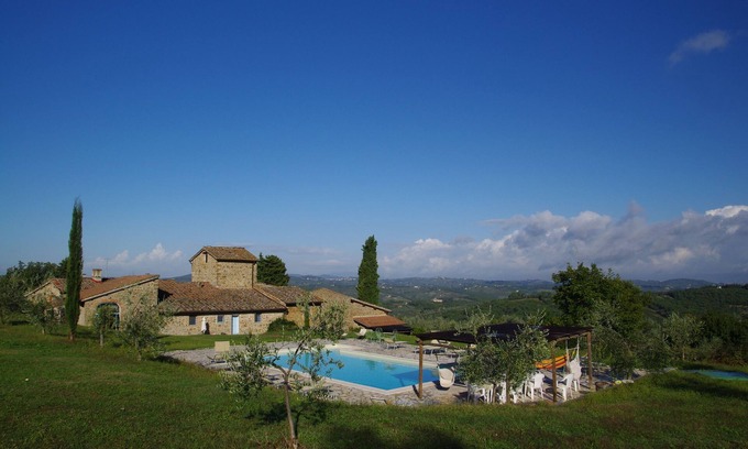 Greve in Chianti Apartment | Lovely studio for 2 people in large estate with swimming pool