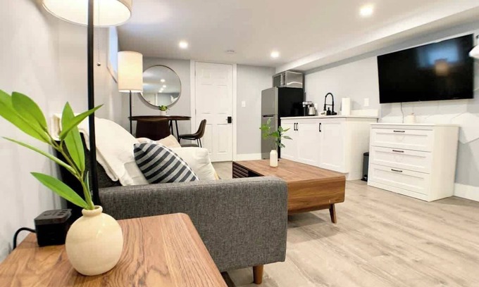 Arlington Condo | ♥ Lovely Studio - Spotless, W/D, Parking, Private
