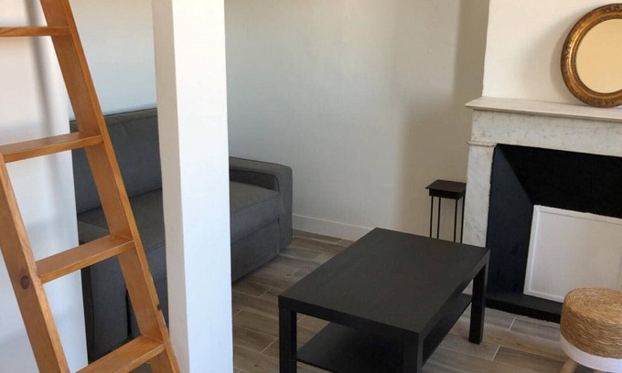 Vauban Apartment | Lovely T1 in Vauban, Notre Dame view, near Old Port