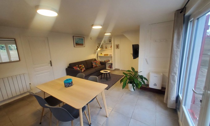 Bayonne Apartment | Lovely T2 with large private terrace