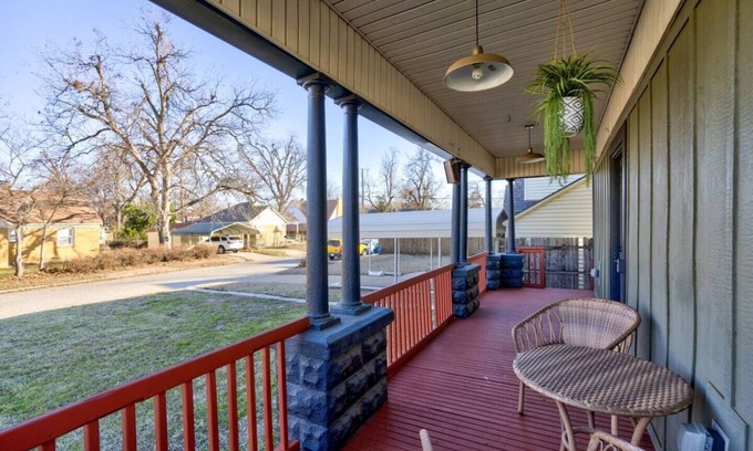 Central Oklahoma City Apartment | Loveshack near the Plaza Districtnn