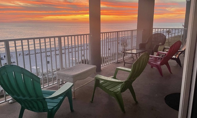 Panama City House | Low Spring Break Specials-Oceanfront-Long Beach Resort, Sleeps 11