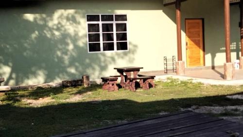 Kampung Penarik House | LR homestay