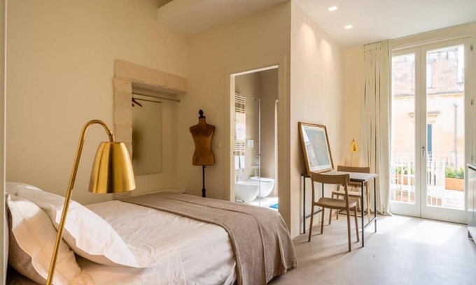 Lecce Historic Center Cabin | Lu Leccio, Junior Stylish Suite
