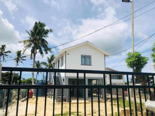 Nuku'alofa Apartment | Lulu's beachouse