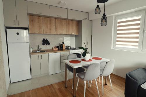 Skopje Region Apartment | Luna Apartment by Sienna