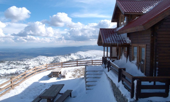 Penhas da Saude Ski Chalet | Luna Chalets da Montanha