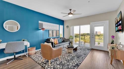 Cedar Park Apartment | LUX 1B1B with Parking, Pool, Gym, Private Patio near Austin