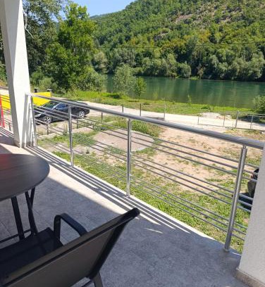 Milici Apartment | LUX APARTMANI Rajska plaza