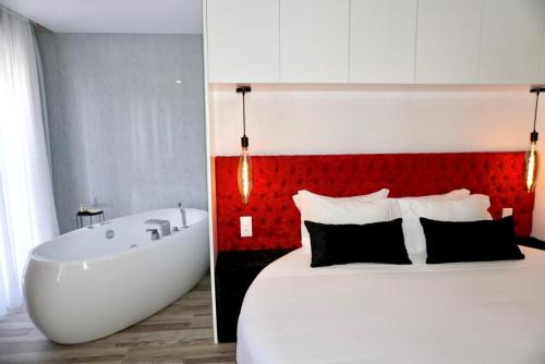 Barcelos Parish House | Lux'Otel City Lodge