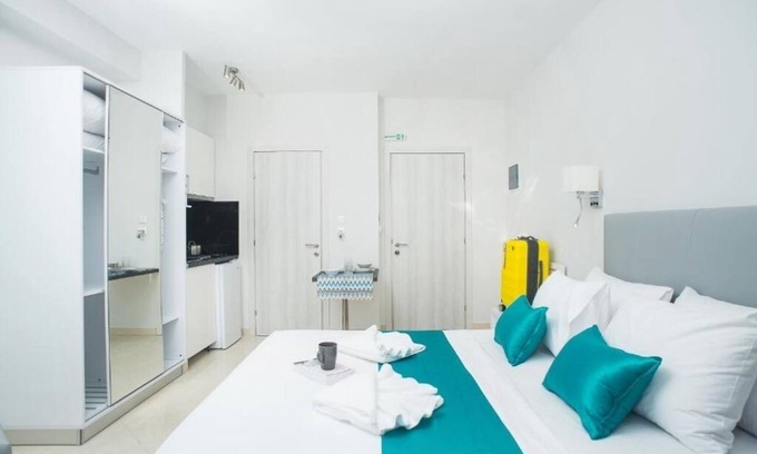 Perea Apartment | Lux VIP Apartments : Studio with sea viewn