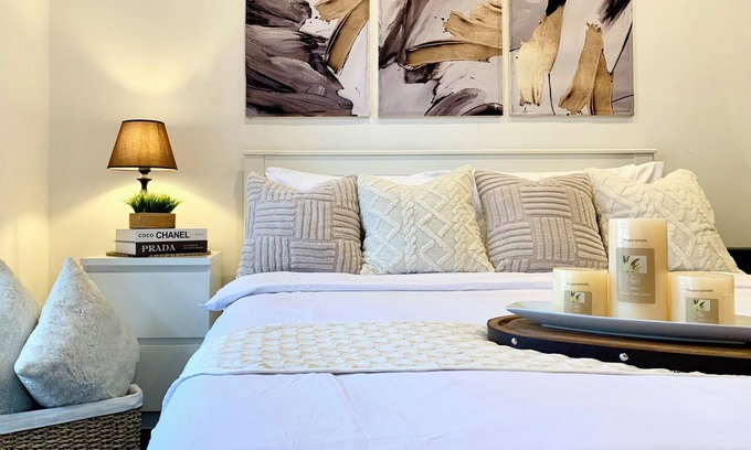 Baguio Condo | LUXE Condo Getaway 5mins to Session Road Burnham Park w/FREE Parking Fast WIFI